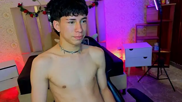 Czat XXX na żywo – kaelwolf_tay