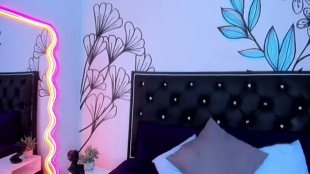 Chat +18 de Sweet_Ariadna_ ao vivo