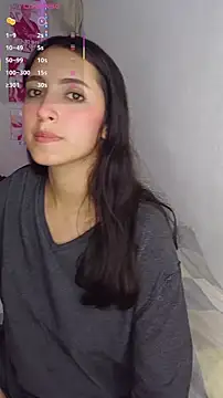 nora_gami Webcam show