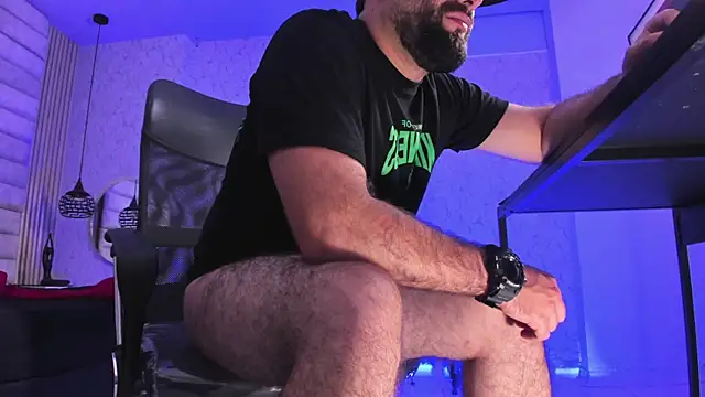 دردشة jhon_bear03 الجنسية المباشرة