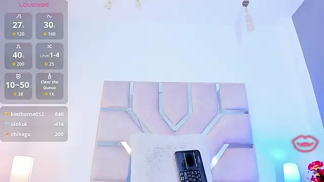 Thayler_jones' Live XXX Chat