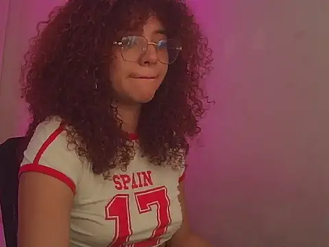 FireDoll69's Live XXX Chat
