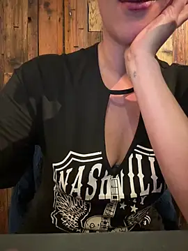 XLucilleX Live XXX Chat