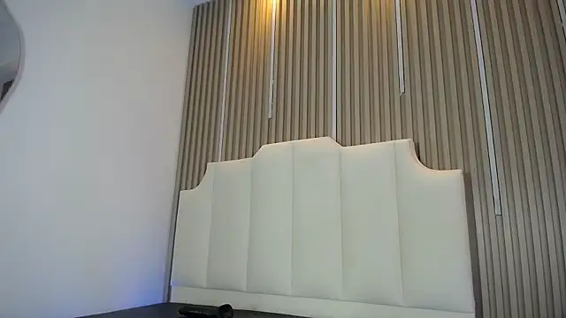 ZafiroCat Live XXX Chat
