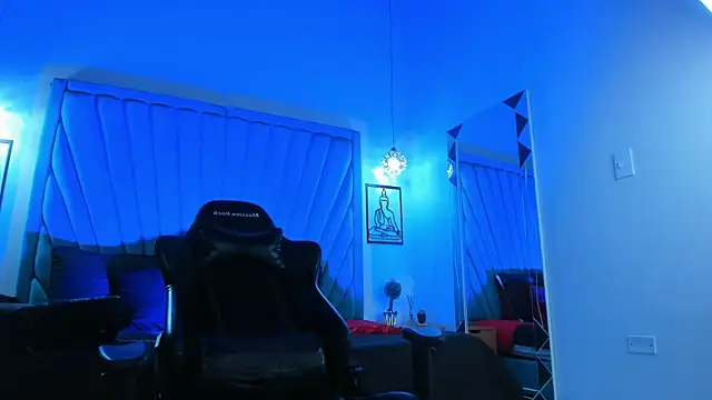 OliverThompsonJS Live XXX-Chat