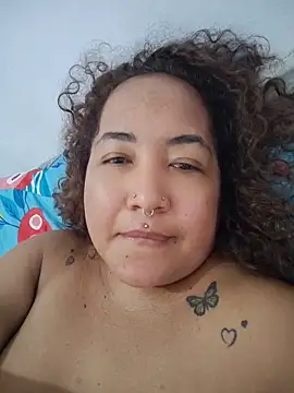 CurvyHeat's Live XXX Chat