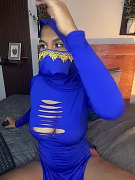 Saida__ লাইভ XXX চ্যাট