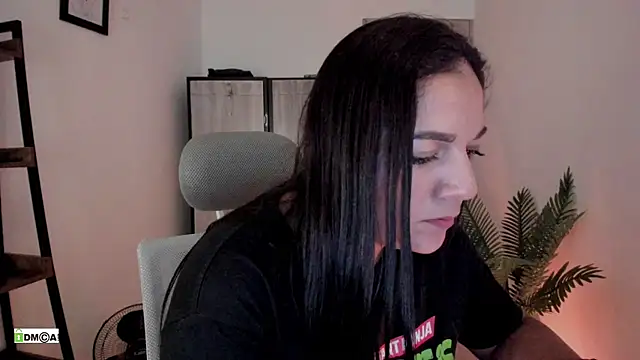 Chat XXX en directo de urcute_kitten