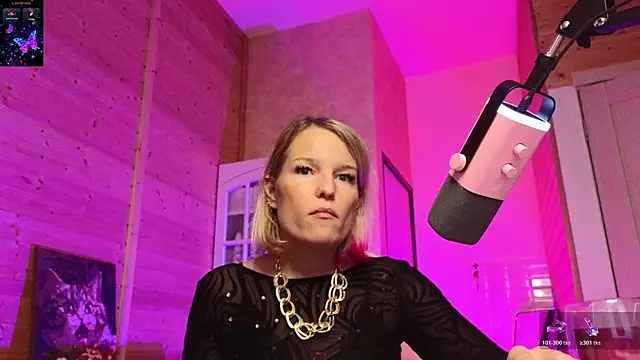 Lady_Shine's Live XXX Chat