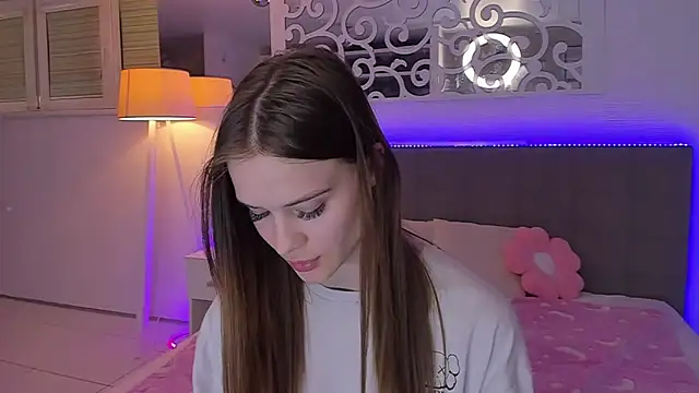LuisaClover Live XXX-chat