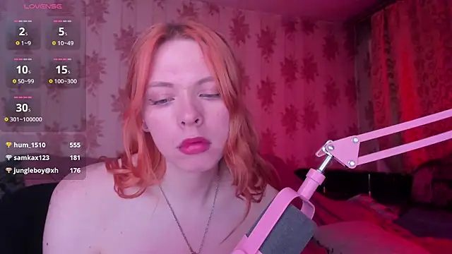 Show modela Cutie_Bambi na web-kameri