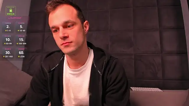 BrandonNorris élő XXX-chatje