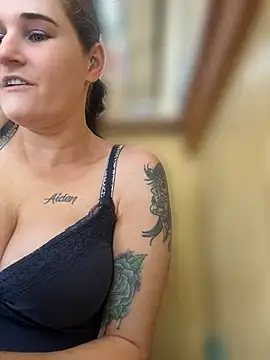 Pertunjukan Kamera Web lolabunny9