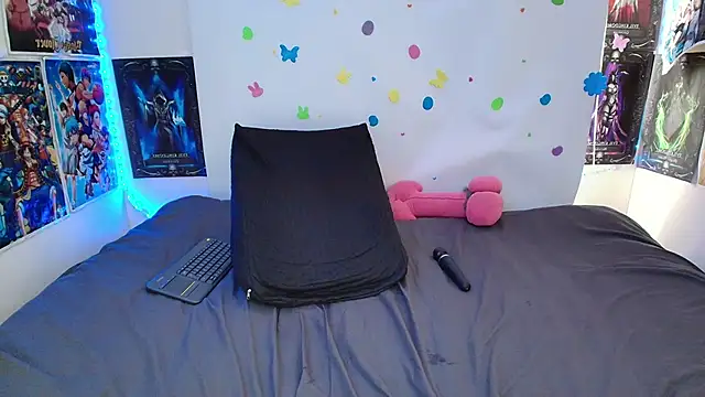 AlannisSweet – Naživo XXX chat