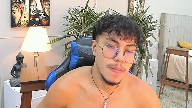 kai_storn Chat XXX in diretta
