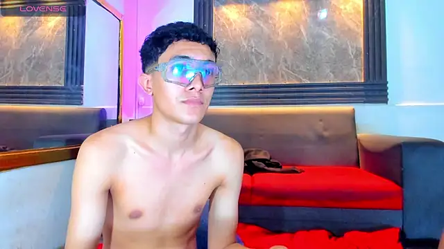Yeff_26 Webcam Show