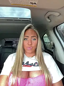 sunshinekisses Show in webcam