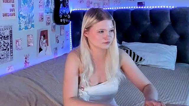 Chatroom XXX en direct de LunariaFox