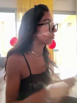 Živý XXX chat Lalla_Amani