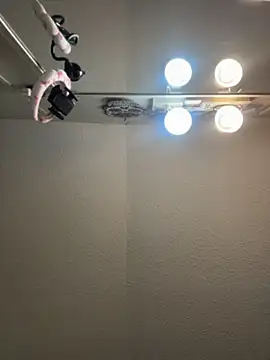 lolabunny9's Webcam Show