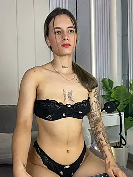 JuliaColemann's Live XXX Chat