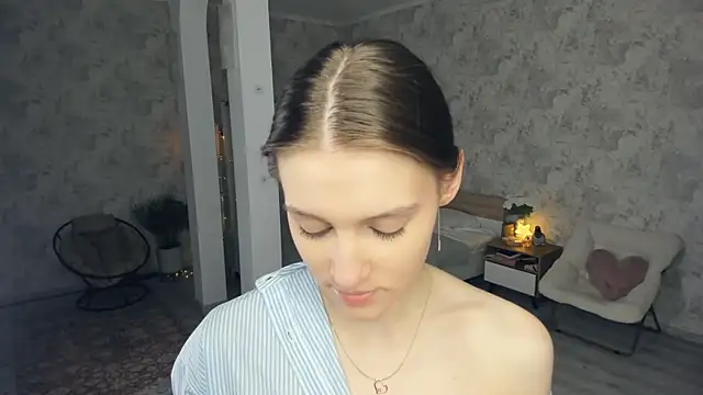 LianneBynon's Live XXX Chat