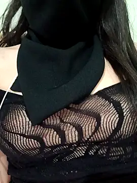 GhazalBella Adlı Modelin Canlı XXX Sohbeti