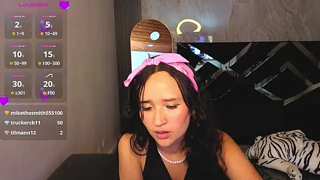 bella_vibess_s' Live XXX Chat