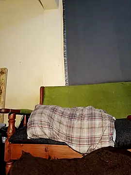 69_SINNS Show in webcam