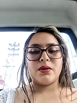 Kendall_37's Webcam Show