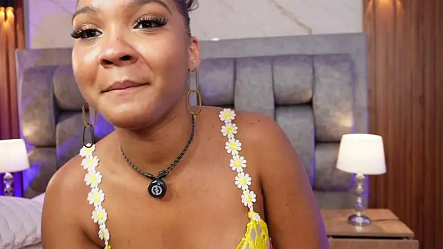 Chloe_Harriss élő XXX-chatje