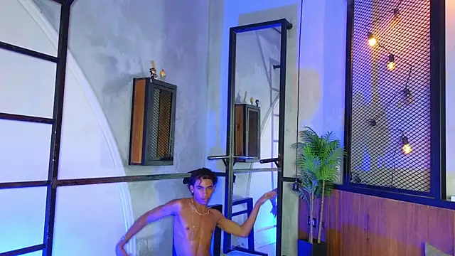 AlanCutee 现场XXX聊天