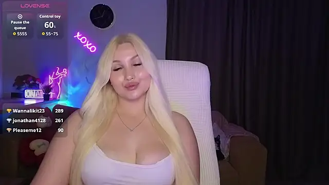 adrelaxina Adlı Modelin Canlı XXX Sohbeti