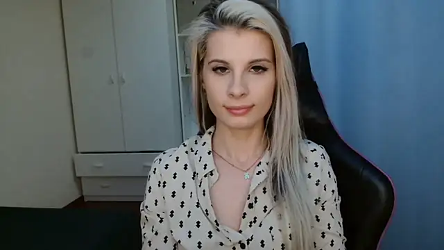 KristineGlow's Live XXX Chat