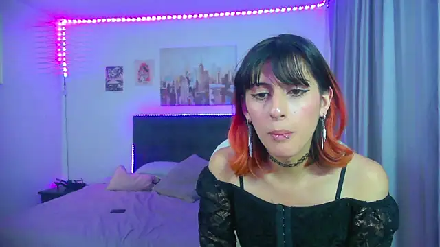 Pokazy przed kamerką – goth_minerva