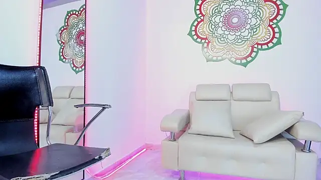 XXX chat uživo modela Candy_fox_19
