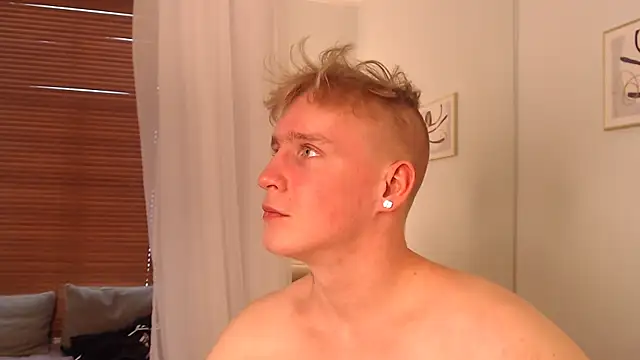 Онлайн чат XXX AlexxSweet