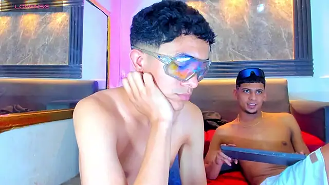 Yeff_26 Webcam Show