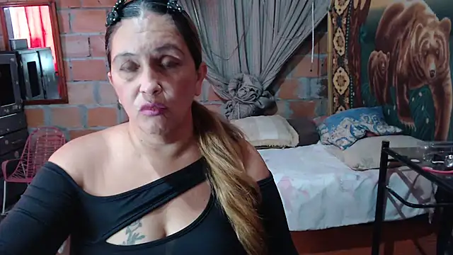 Chat XXX en directo de BURBUJA_y_CABALLERO