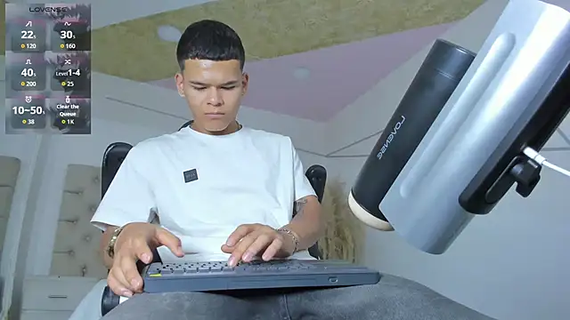 DylanRoyce_ – Live XXX-chat