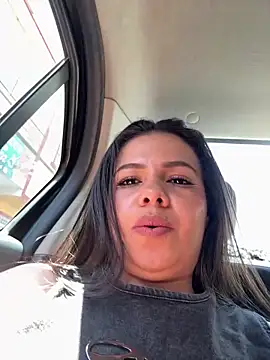 Chat XXX en directo de Ariana-07