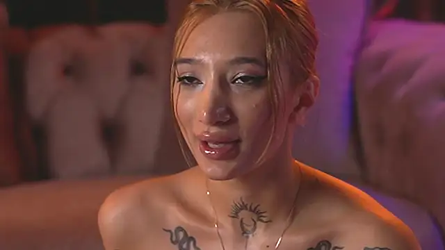 Živý XXX chat SiennaJayden