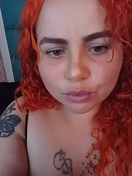 Isabella_Melodi Live XXX-Chat