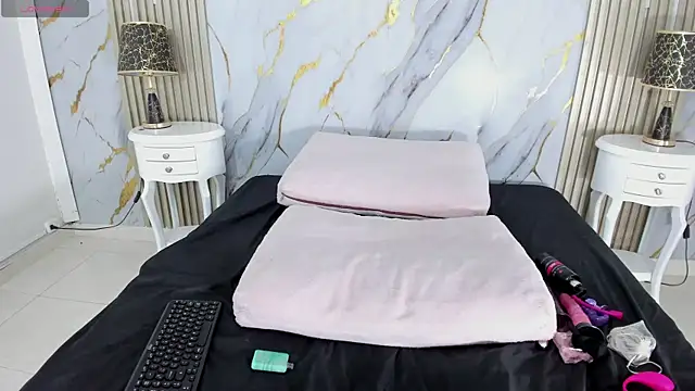 AprillRoss Live XXX-Chat