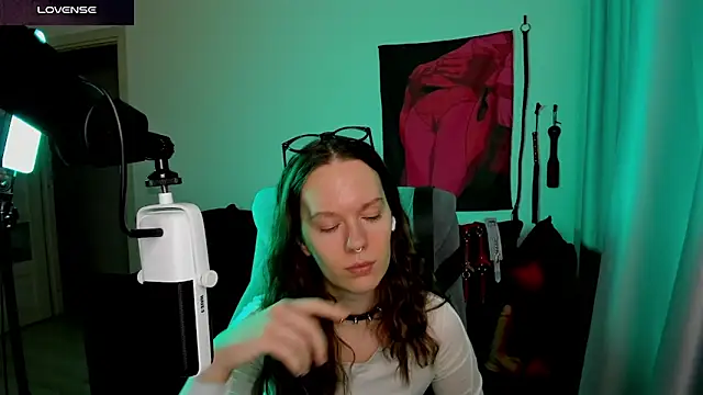 Chat XXX en directo de Goddess_of_Fertility