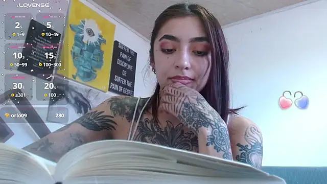 XXX chat uživo modela ZoeBakers_