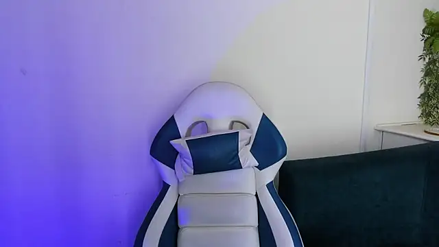 XXX chat uživo modela morgana_white