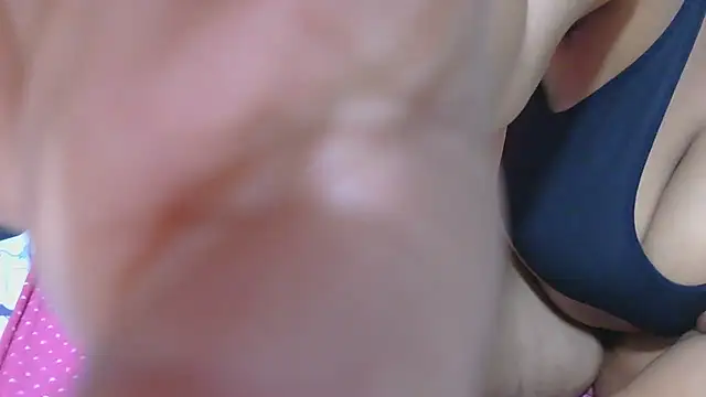 Kate89x webkamerás műsora