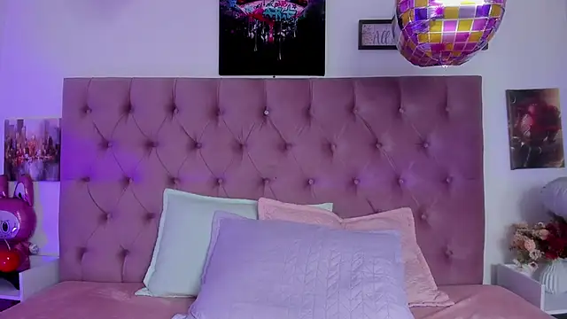XXX chat uživo modela Skay_wish