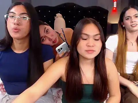 HOTTESTCANDYTS Show in webcam